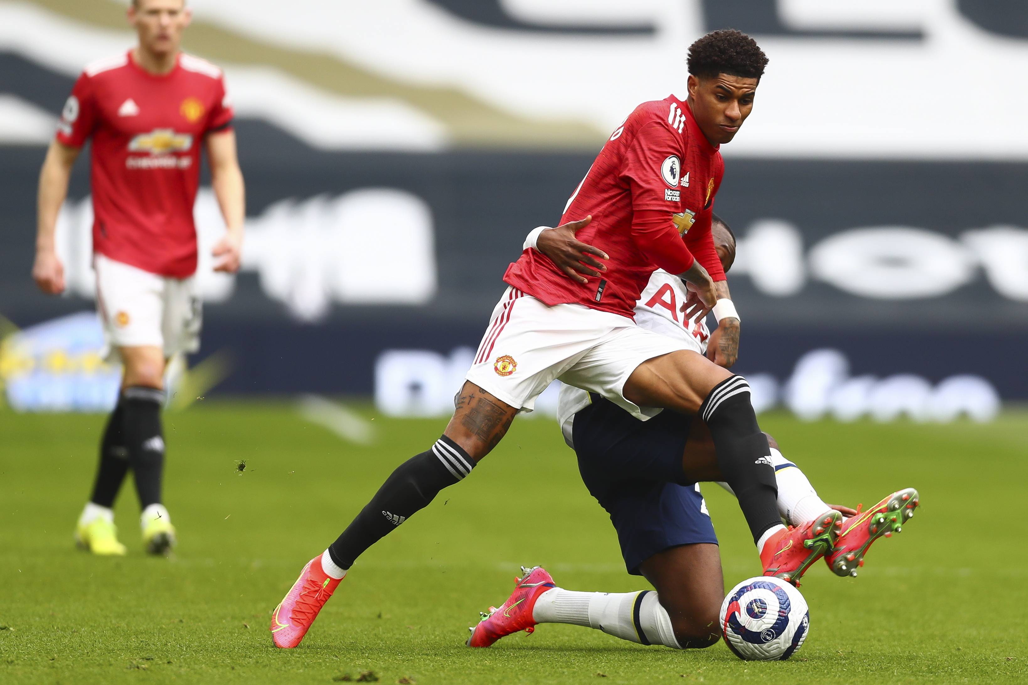 的判罰深受 的判罰深受